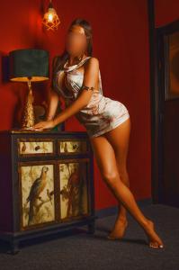 Chica busca chico en Barcelona: Chica busca chico