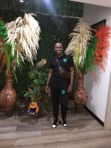 663487037: Chico busca chica en Murcia