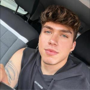 Chico busca chica en Valencia: 