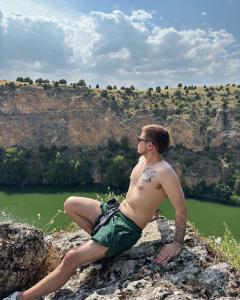 642357466: Chico busca chica en Madrid