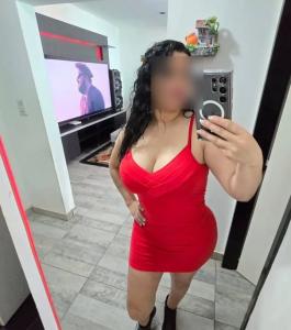 614624265: Chica busca chico en Barcelona