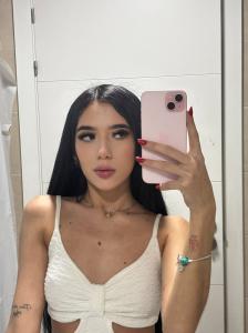 657339213: Chica busca chico en Ibiza