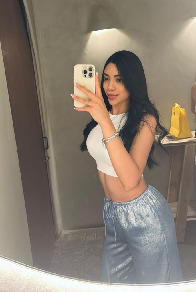 627527520: Chica busca chico en Barcelona