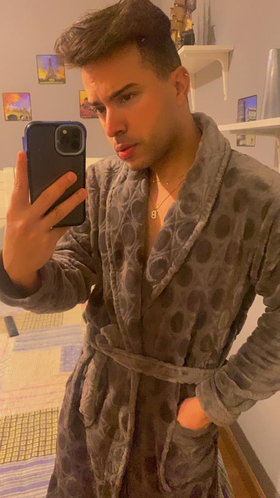 Chico busca chica en Asturias: 