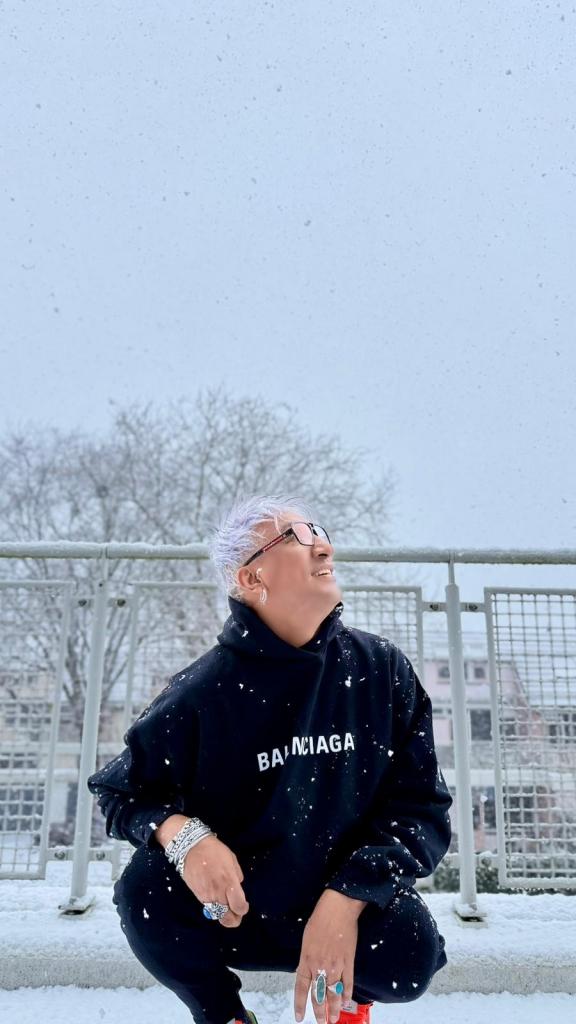 608259318: Chico busca chica en Barcelona