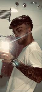 614832332: Chico busca chica en Málaga