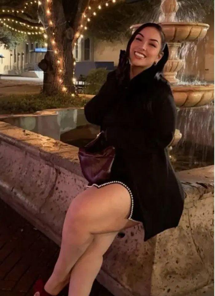 624929071: Chica busca chico en La Coruña