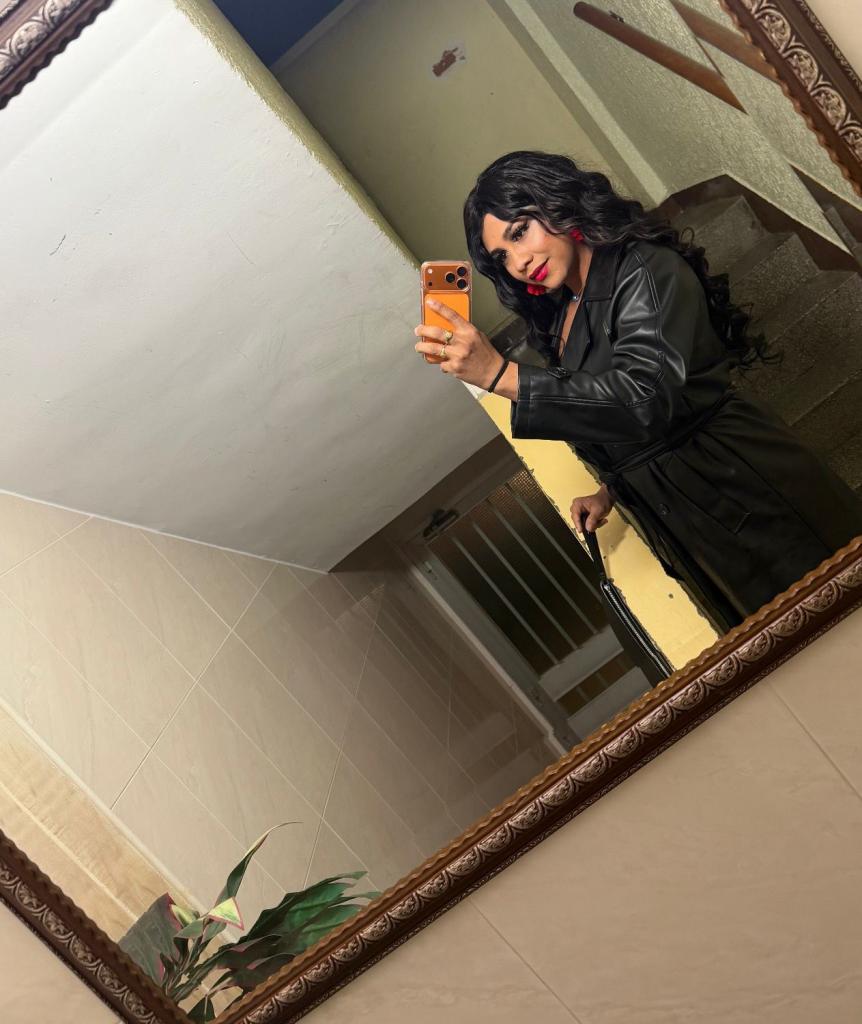 604163615: Transexual en Cuenca