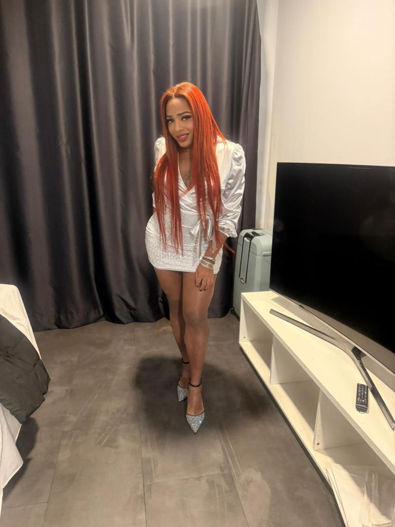 614559833: Transexual en Burgos