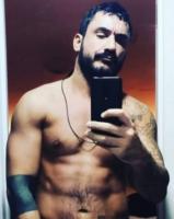 624154273: Chico busca chica en Ibiza