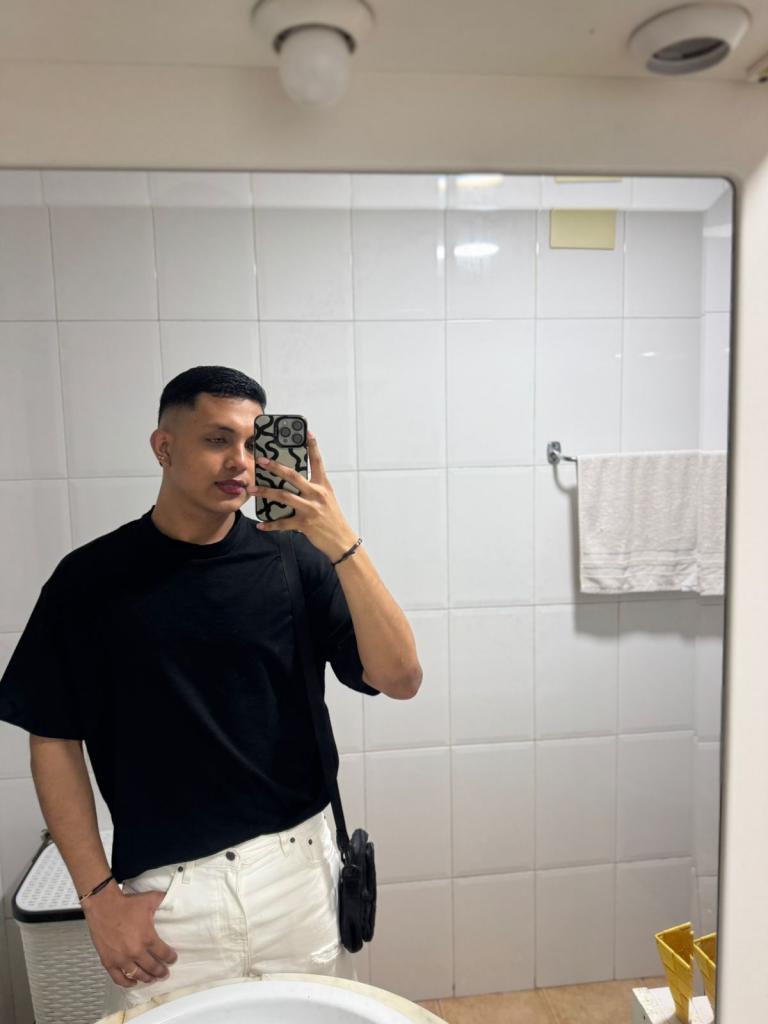 613856352: Chico busca chica en Cantabria