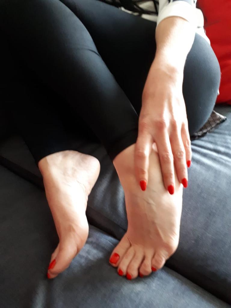 604181042: Chica busca chico en Madrid