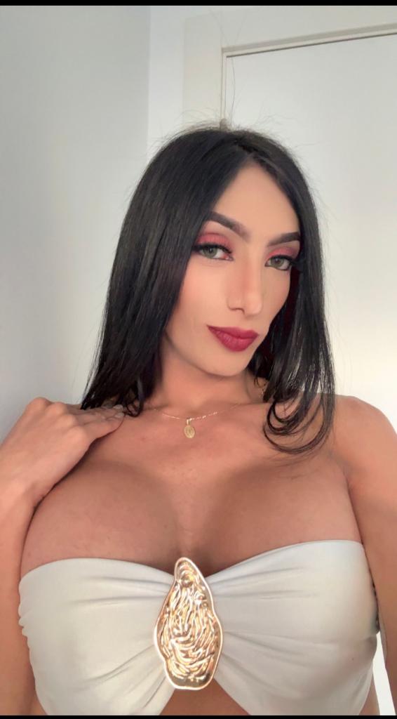 664292936: Transexual en La Coruña