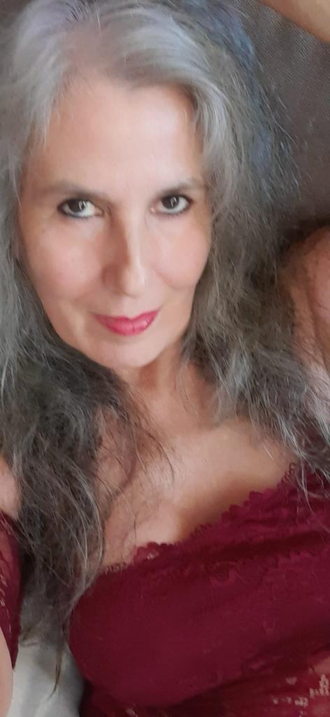 666178761: Chica busca chico en Barcelona