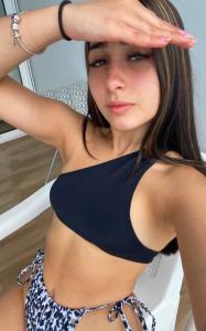 671735460: Chica busca chico en Madrid