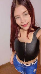 613888490: Chica busca chico en Málaga