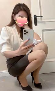 600459493: Chica busca chico en Barcelona