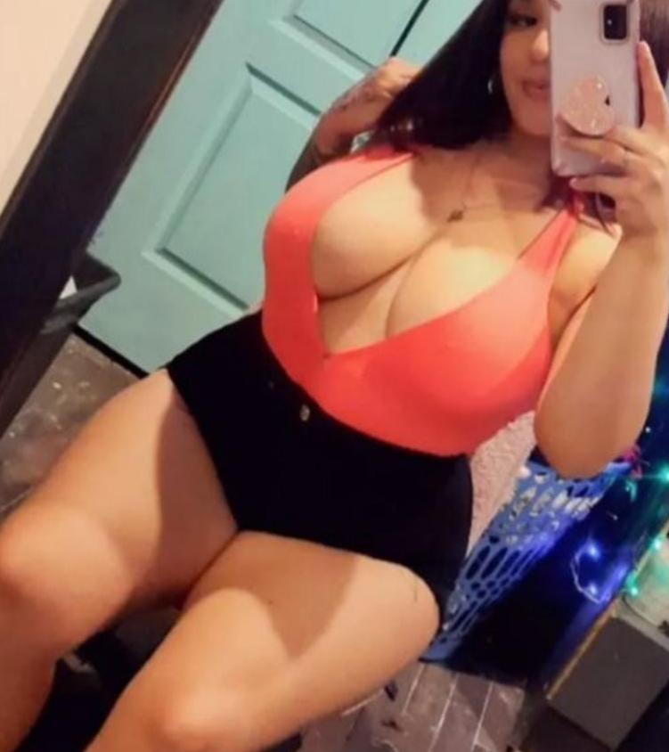 Chica busca chico en Murcia: Chica busca chico