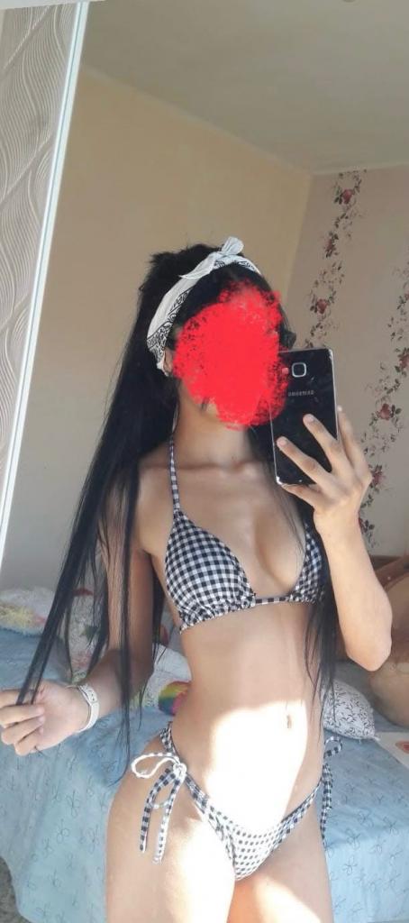 604298121: Chica busca chico en Guipúzcoa