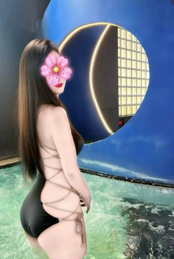 Chica busca chico en Cuenca: 