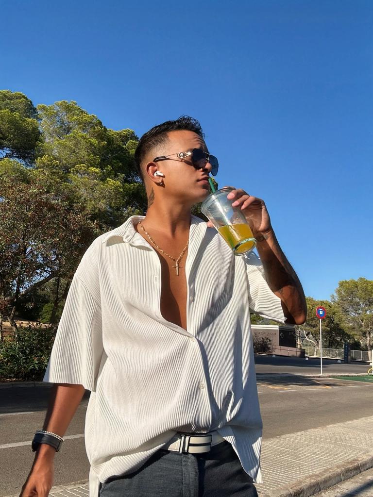 631225566: Chico busca chica en Mallorca