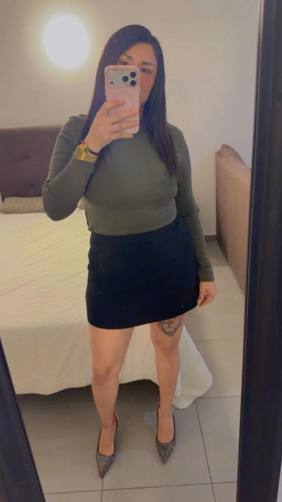 Chica busca chico en Tenerife: 