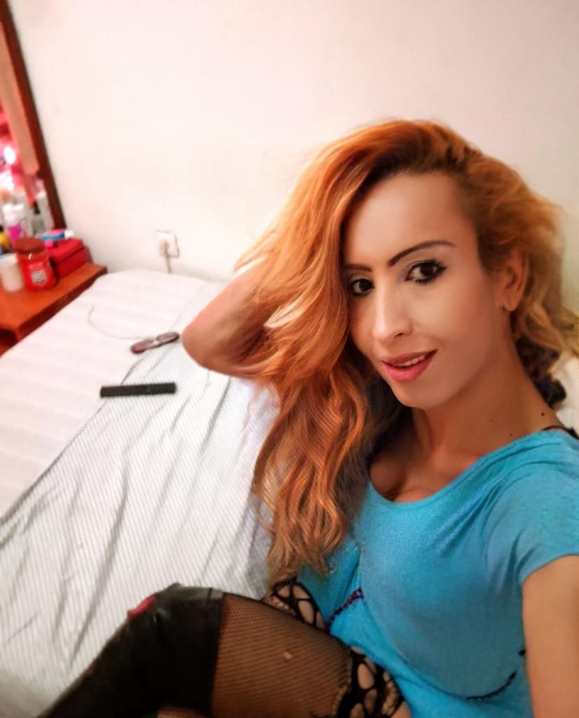 671357884: Transexual en Valencia