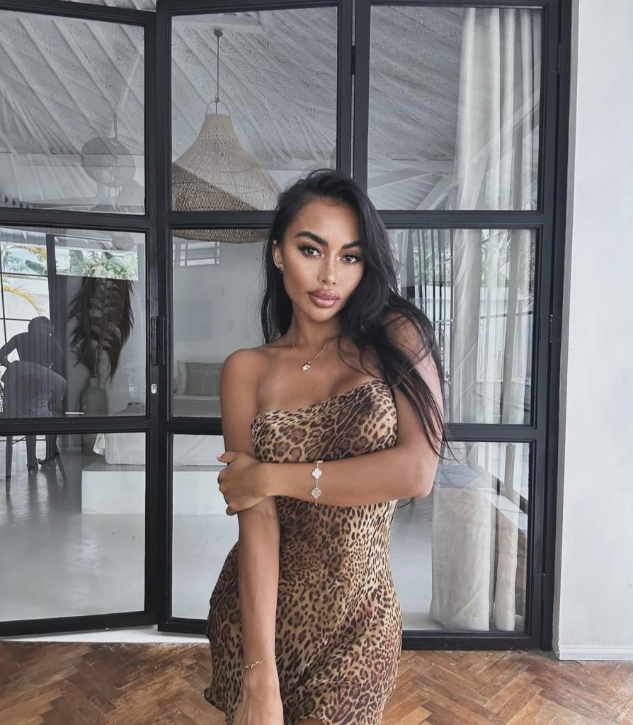 657736864: Chica busca chico en Cádiz