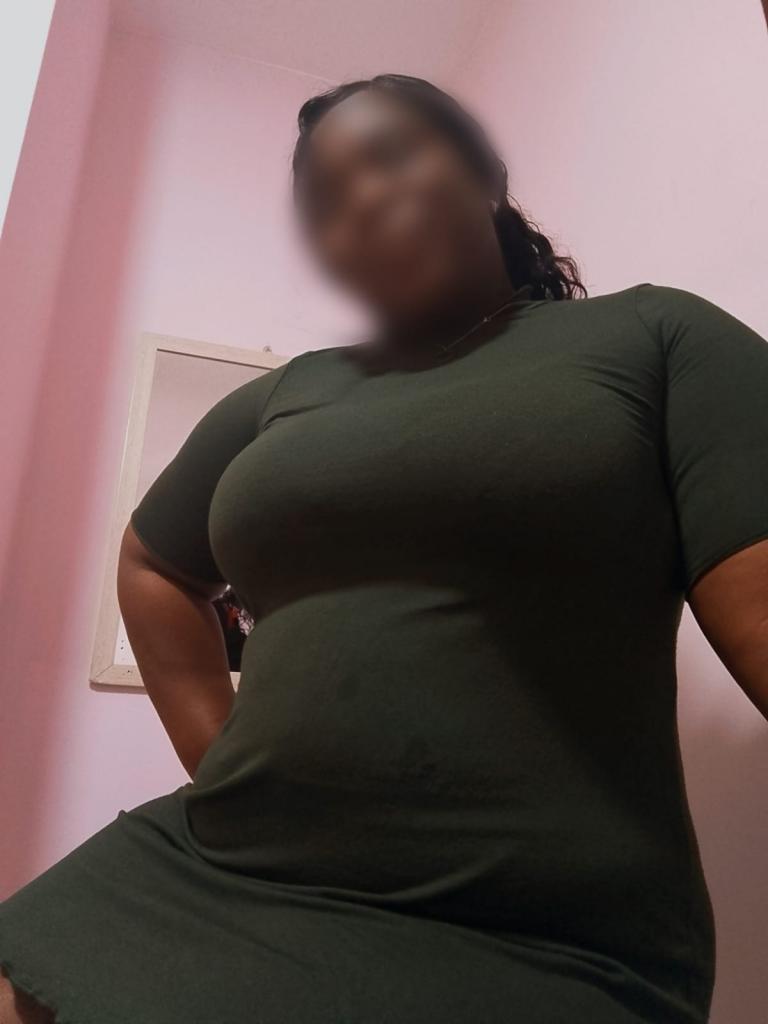 Chica busca chico en Tenerife: 