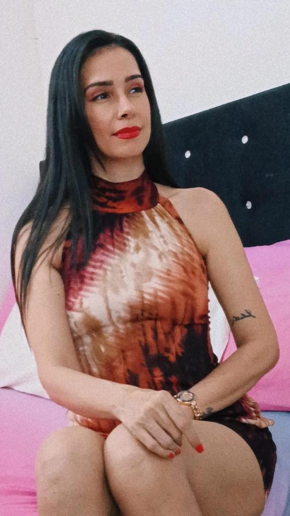 645955763: Chica busca chico en Valencia