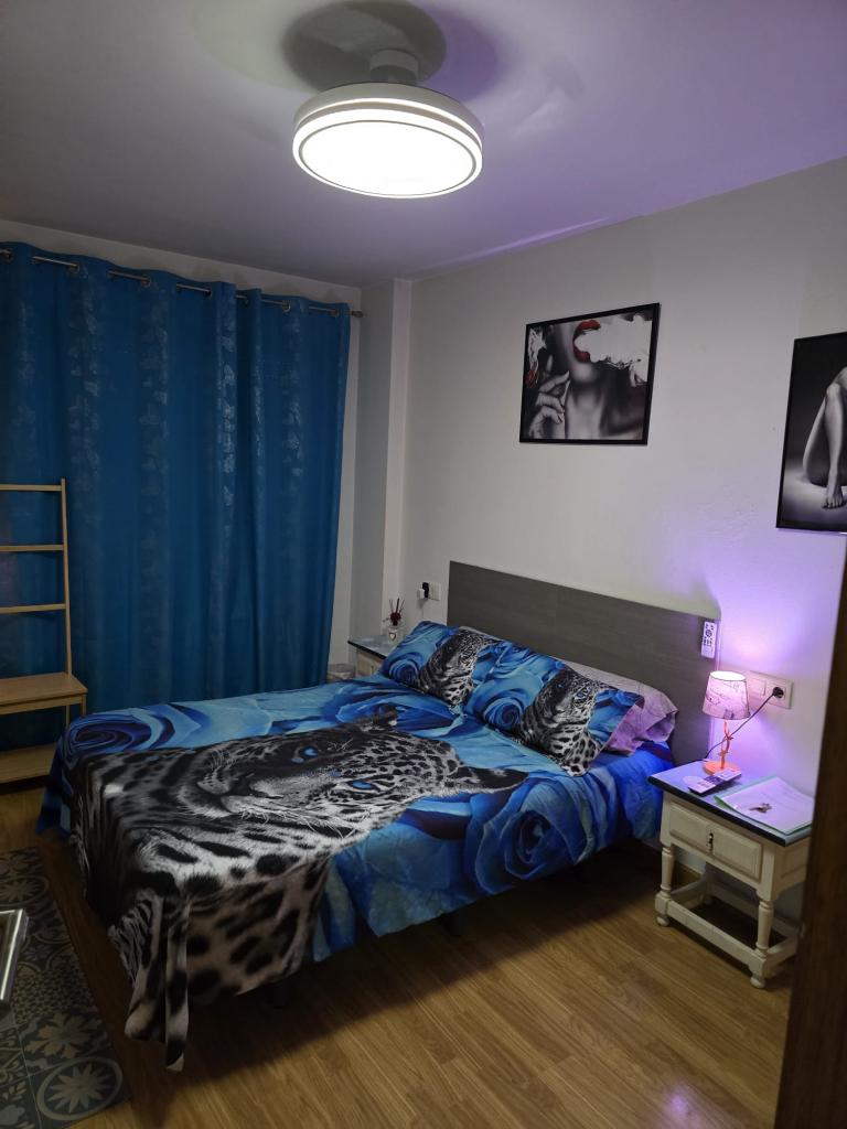 673664572: Chica busca chico en León