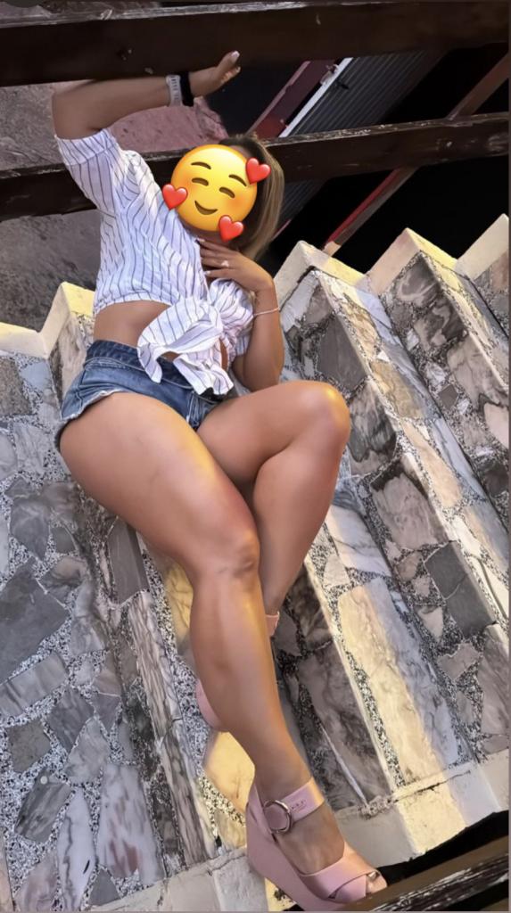 Chica busca chico en La Coruña: 