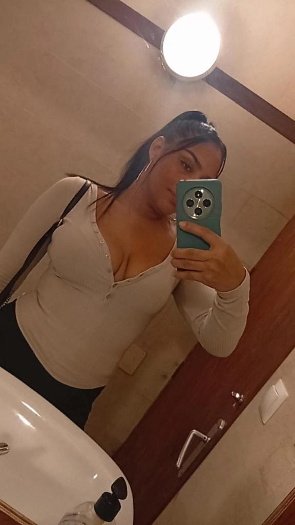 Chica busca chico en Jaén: 