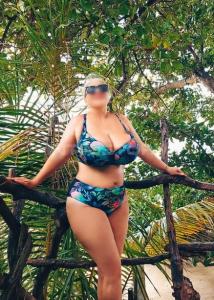 614257030: Chica busca chico en Barcelona