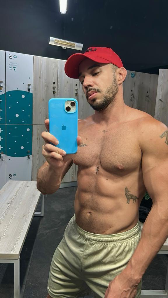 Chico busca chica en Las Palmas: 