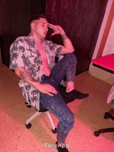 673051219: Chica busca chico en Alicante