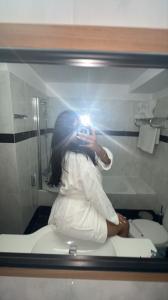 641118865: Chica busca chico en Sevilla