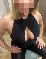 635353017: Chica busca chico en La Coruña