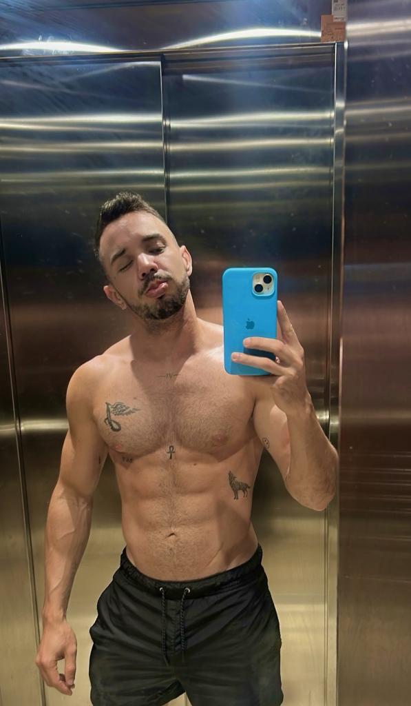 671151433: Chico busca chica en Las Palmas