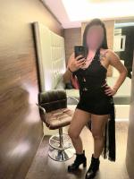 661576596: Chica busca chico en Barcelona