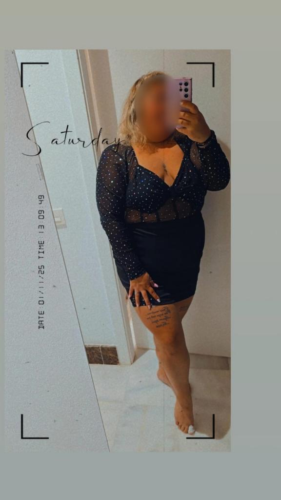 642367798: Chica busca chico en Sevilla