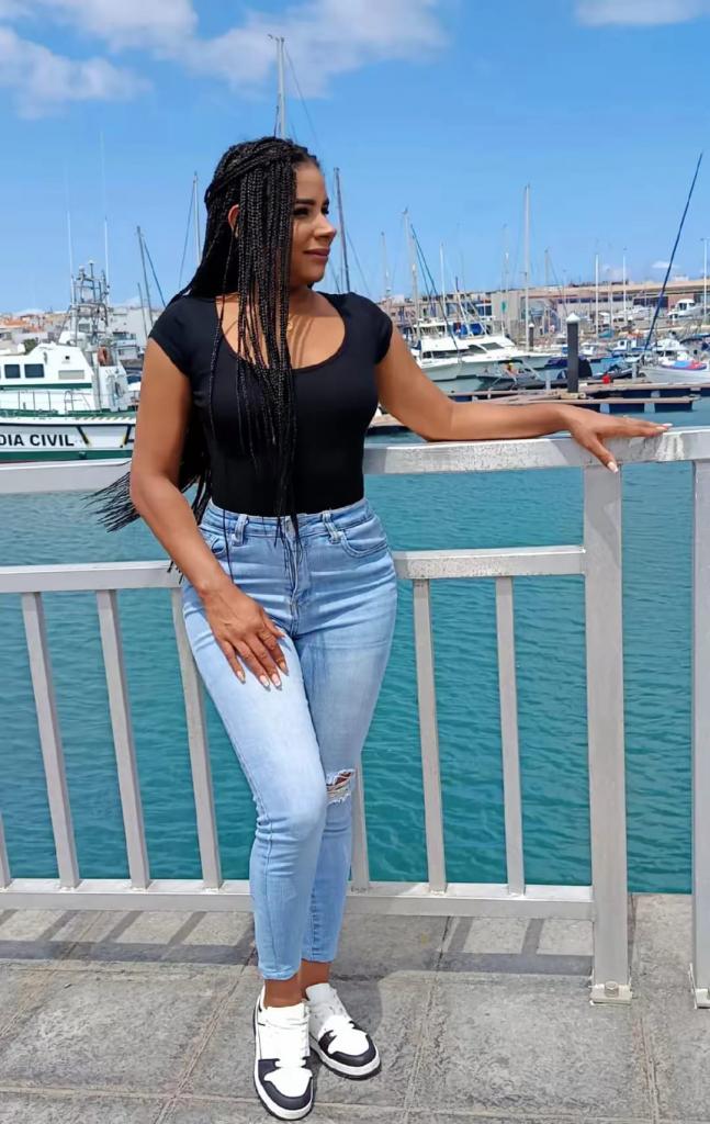 641523467: Chica busca chico en Alicante