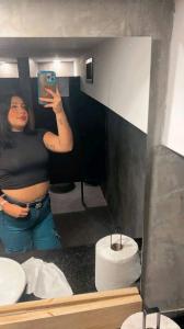 695520099: Chica busca chico en Tenerife