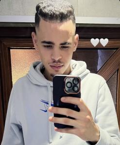 667417509: Chico busca chica en Córdoba