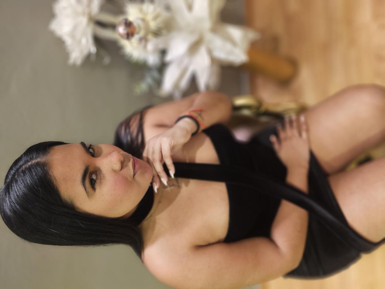 661120993: Chica busca chico en Barcelona