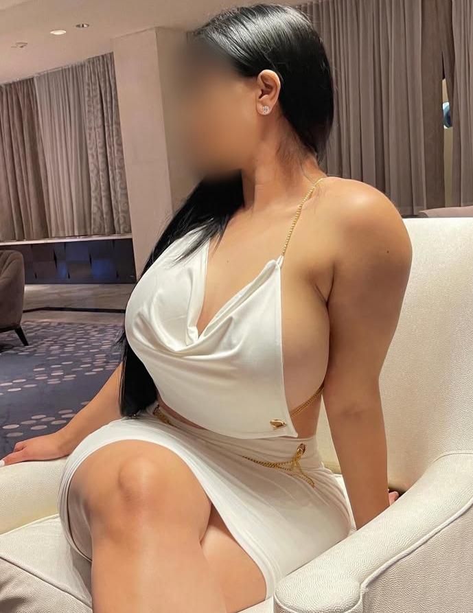 643615353: Chica busca chico en Zaragoza