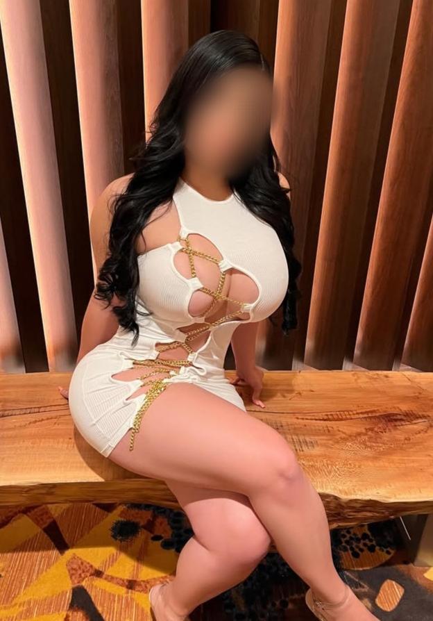 643615353: Chica busca chico en Zaragoza