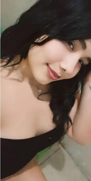 Chica busca chico en Tenerife: 