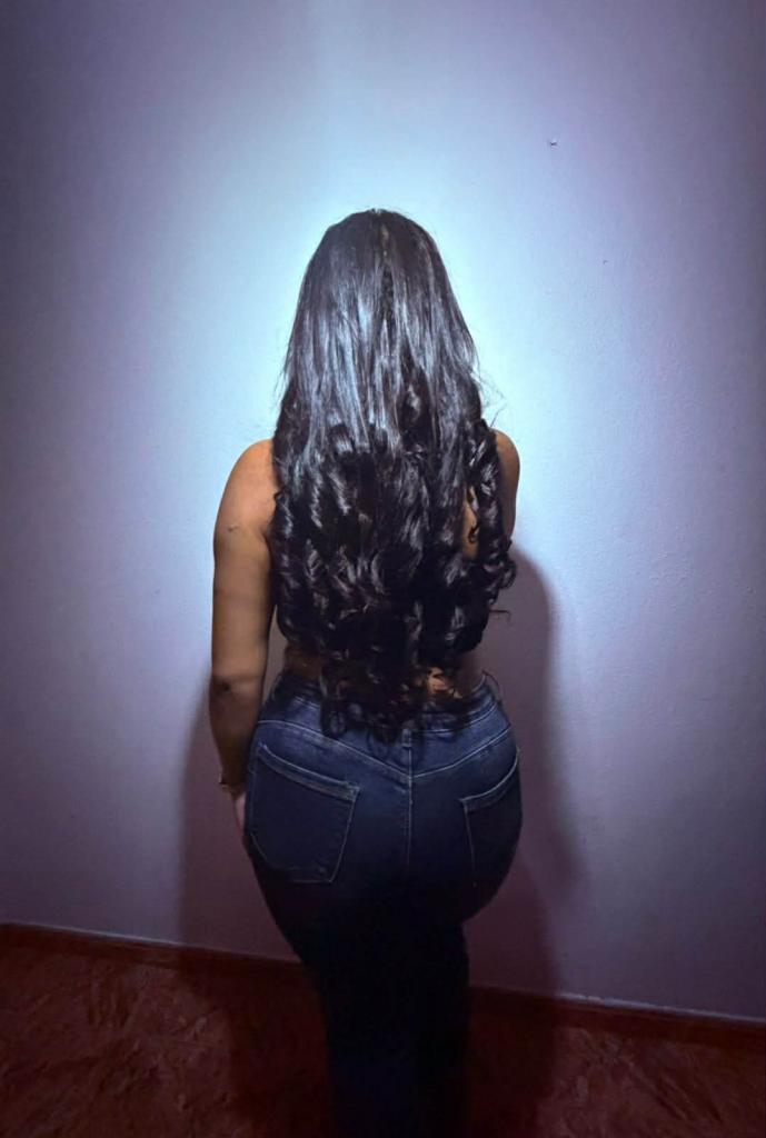 612426519: Chica busca chico en Madrid