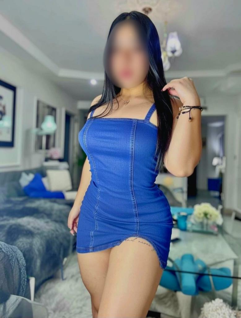 613789161: Chica busca chico en Navarra